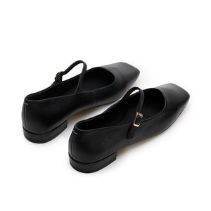 Madi Flat - Black