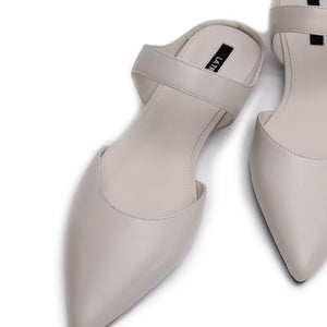 Pointed Mule Eggshell