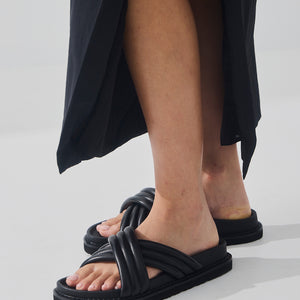 Trio Slide - Black