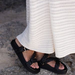 Aki Braided Slide - Black/Gold