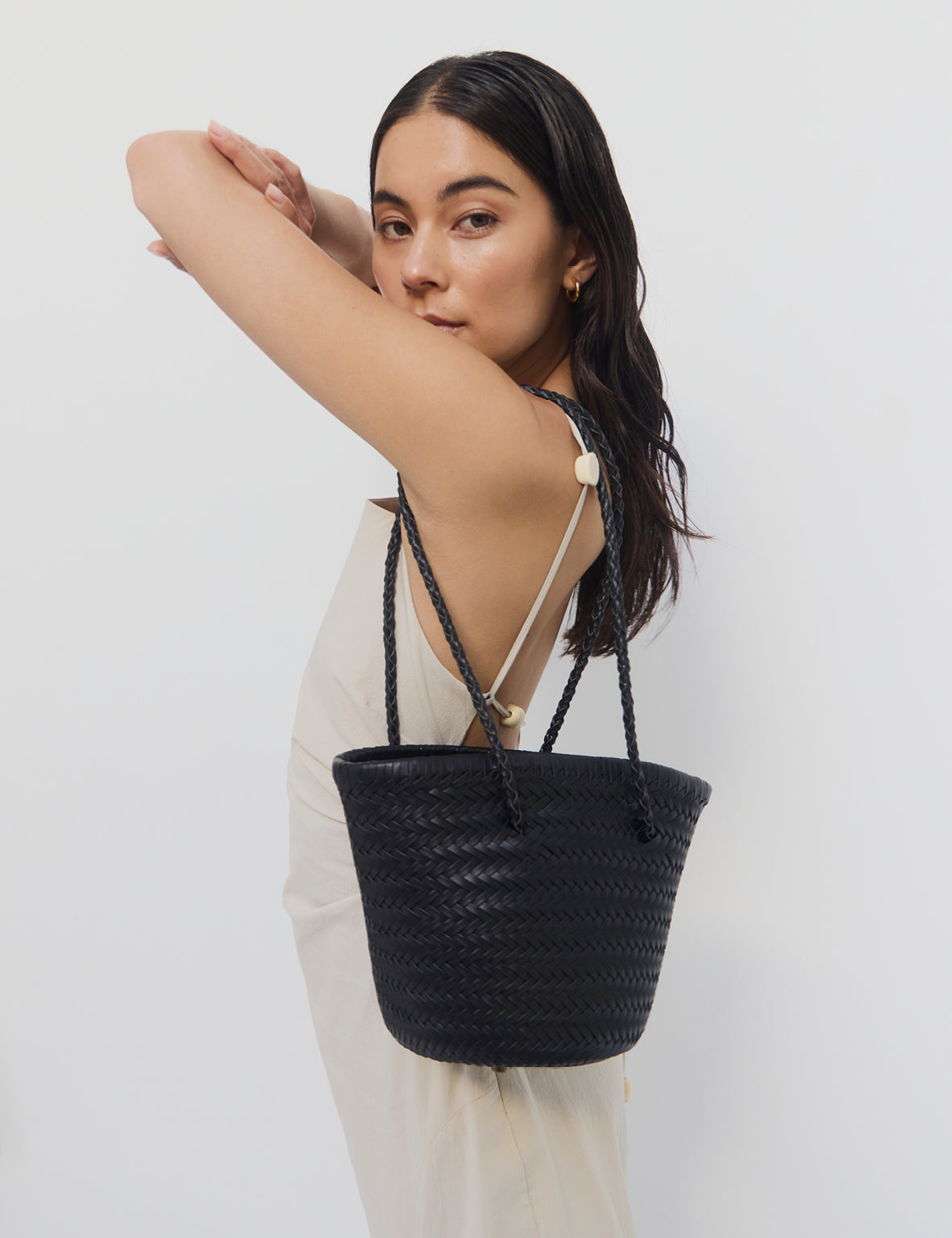 Woven Bucket Bag Black – La Tribe - Main Image