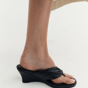 Wynn Wedge - Black